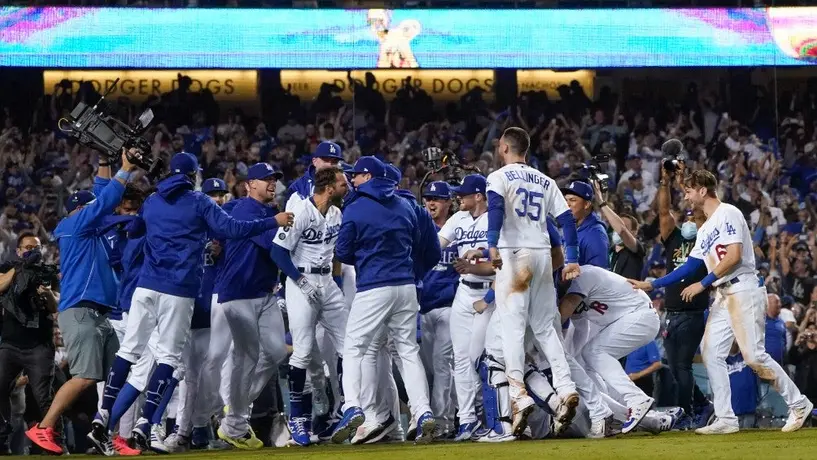 Julio Urías: Dodgers derrotó a Cardinals y clasificó a la Serie Divisional