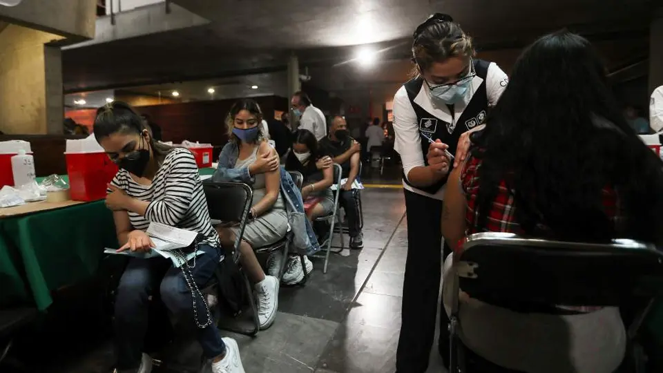 México registró 2 mil 695 nuevos casos de Covid-19; muertes sumaron 225