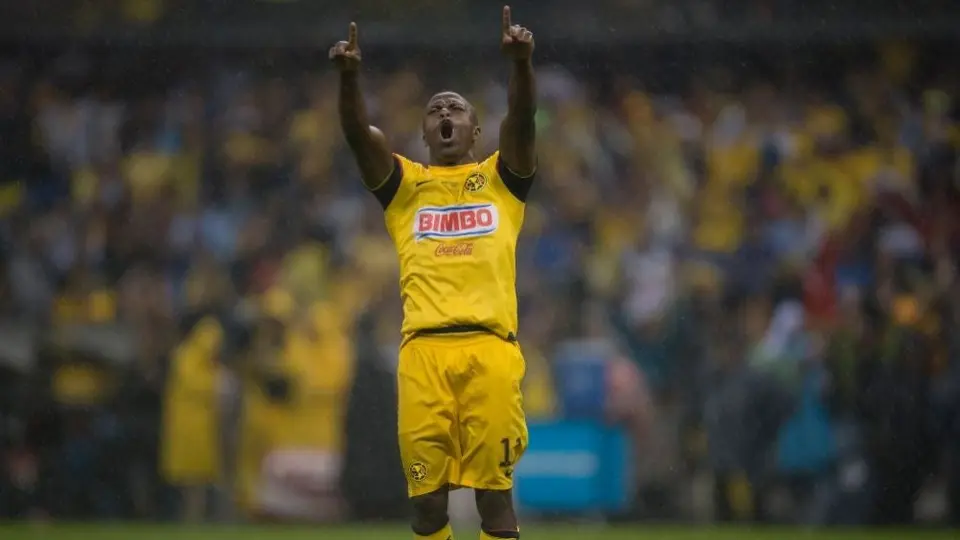 Hijo de Chucho Benítez busca seguir con la dinastía: 'Sueña con ser como su papá'