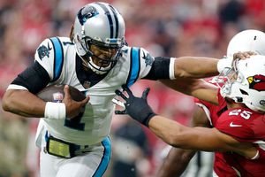 Panthers sorprenden con triunfo ante Cardinals en retorno de Cam Newton