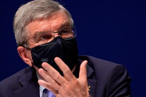 Thomas Bach sobre el positivo en Villa Olímpica: 'No supone riesgos para otros atletas'