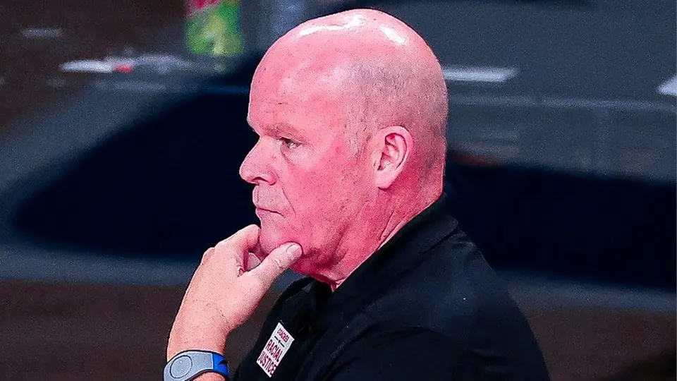 NBA: Steve Clifford y Terry Stotts, fuera del Magic y de Portland