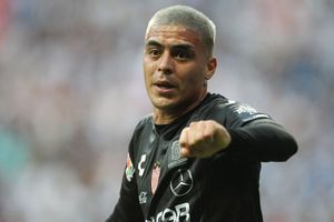 Brian Fernández rompió en llanto tras reencontrarse con el gol