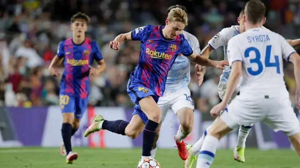 Barcelona: Frenkie de Jong será baja ante el Rayo Vallecano por lesión en el femoral