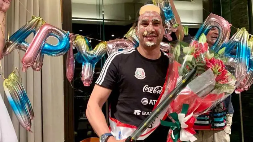 Memo Ochoa y su divertido cumpleaños en Japón con la Selección Mexicana
