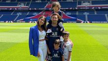 Messi: Antonella y sus hijos van de compras en su primer día en París