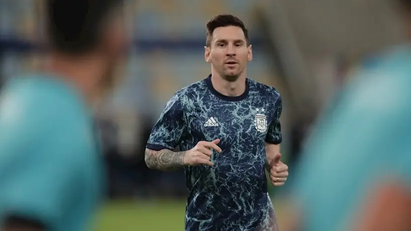 Video: Messi y Argentina calentaron al ritmo de "Live is life" previo a la Final