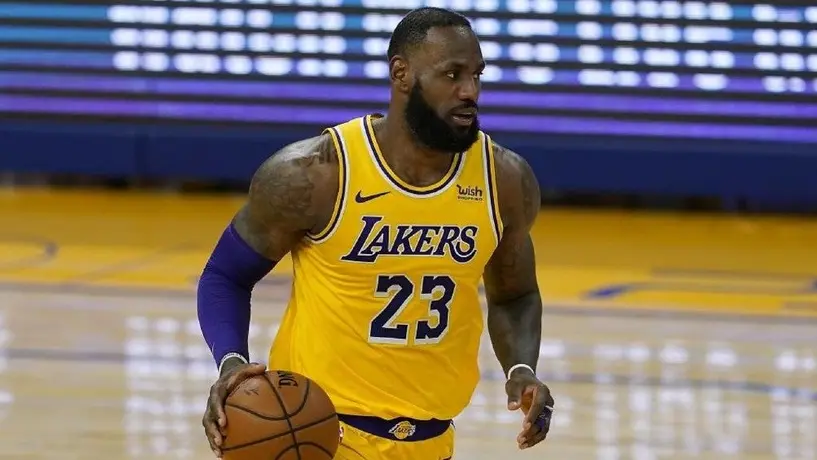 LeBron James: 'Espero poder terminar mi carrera con los Lakers'