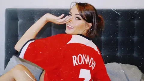 Cristiano Ronaldo: Modelo prometió fotos atrevidas para el debut del portugués con ManU