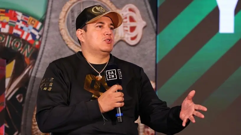 Eddy Reynoso fue reconocido como 'Entrenador del Año' por la CMB