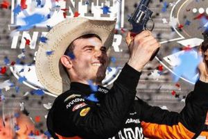 'Pato' O’Ward firmó primera victoria para un mexicano en IndyCar tras 16 años