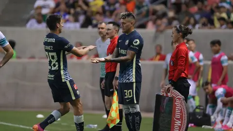 Madre de Nico Castillo mandó un emotivo mensaje tras el regreso del delantero
