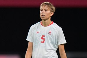 Tokio 2020: Quinn se convirtió en la primera persona trans no binaria en ganar una medalla olímpica