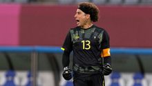 Memo Ochoa le tiró indirecta a Gignac: 'A nosotros nos gusta hablar dentro de la cancha'