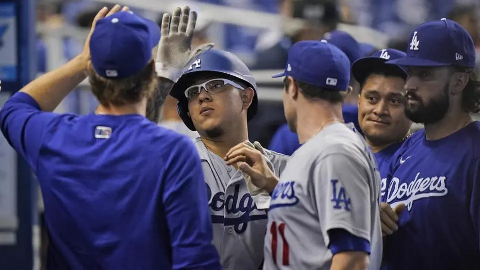 Julio Urías, primer pitcher en MLB con 11 triunfos esta temporada
