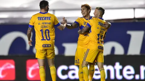Video: Jugadores de Tigres realizaron propaganda política en favor de Adrián de la Garza
