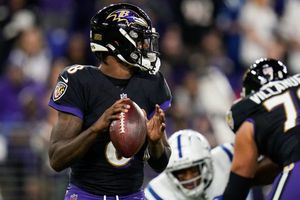 NFL: Lamar Jackson lideró remontada de Ravens para vencer a Colts en tiempo extra
