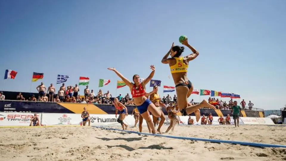 Noruega se rebeló ante el uso del bikini en handball de playa y fue amenazado con sanciones