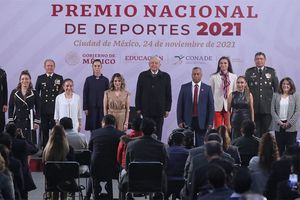AMLO: ‘Recursos para deportistas saldrán de lo que se confisca a delincuencia’
