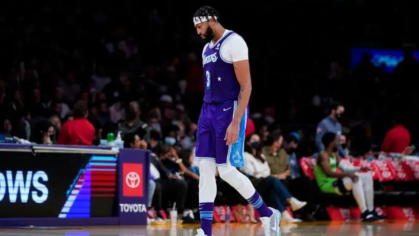 Anthony Davis tras última derrota de Lakers: 'Apestamos y es vergonzoso'