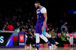 Anthony Davis tras última derrota de Lakers: 'Apestamos y es vergonzoso'