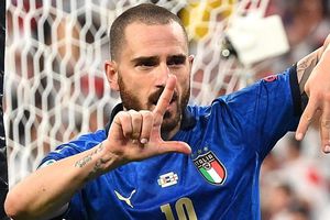 Video: Leonardo Bonucci celebró título de Eurocopa tomando refresco y cerveza
