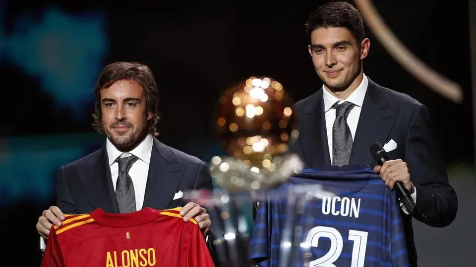 Balón de Oro: Fernando Alonso y Esteban Ocon, de Alpine F1, tuvieron participación en la gala