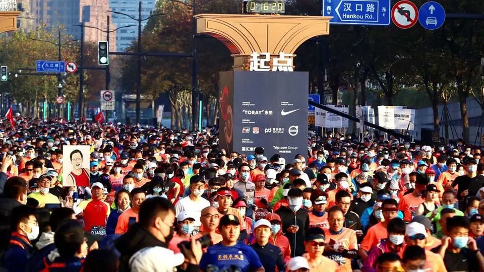 Maratón de Shanghái, pospuesto indefinidamente por rebrotes de Covid-19 en China