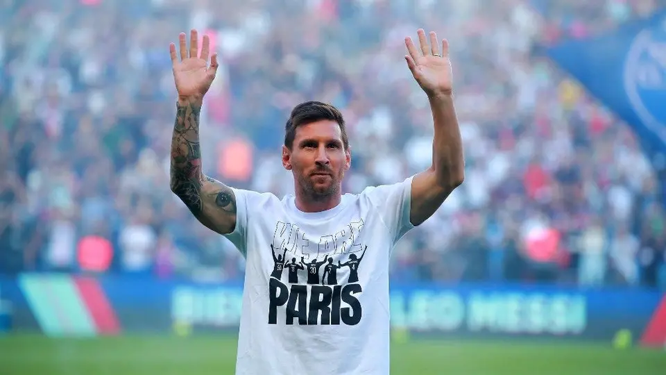 PSG: Messi hizo enloquecer el Parque de los Príncipes durante su presentación