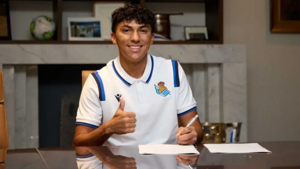 Juvenil mexicano, fichado por la Real Sociedad para jugar en su equipo filial
