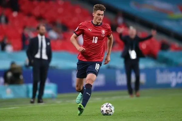 Patrik Schick en acción con República Checa