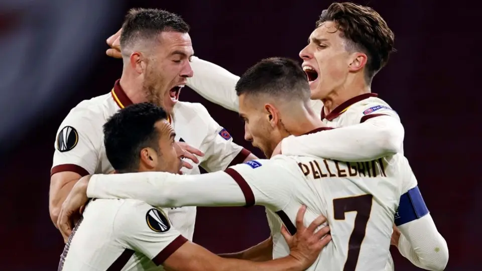 Edson Álvarez: Ajax cayó ante la Roma en casa en la Ida de los CF de la Europa League