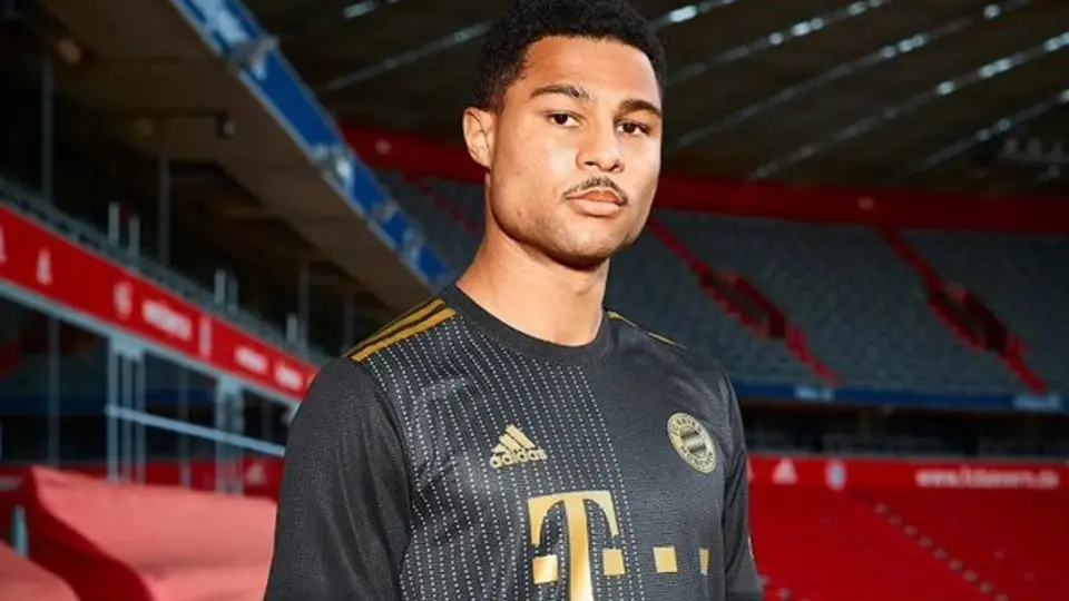 Bayern Munich presentó su jersey de visitante para la temporada 2021-22