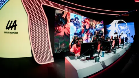 Jugadores profesionales de eSports sufren los mismos niveles de estrés que los demás atletas