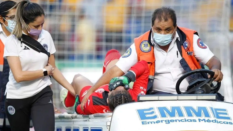 Portera de Mazatlán sufrió escalofriante lesión en la rodilla en el juego vs Tigres