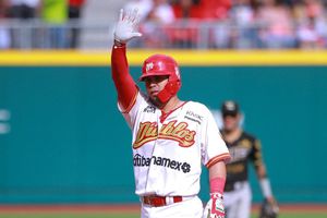 Armando Araiza, en busca de un lugar como pitcher en los Diablos Rojos