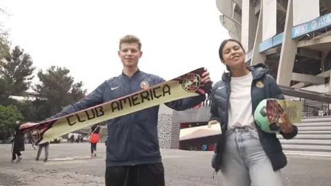 América: Robaron celular a famoso tiktoker suizo antes del juego ante Tigres