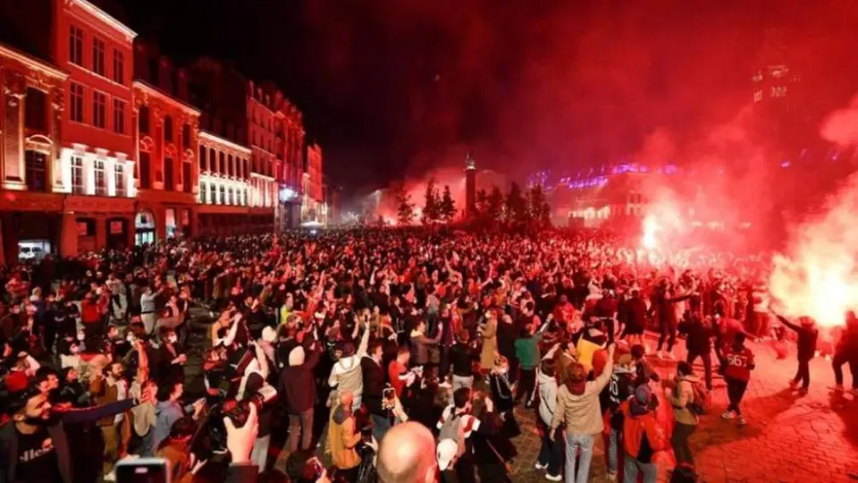 Lille: Siete detenidos y veinte aficionados heridos en la celebración por título de los Dogues