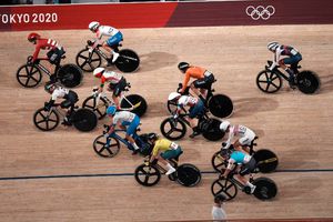 Tokio 2020: Carambola en ciclismo femenil dejó a nueve atletas fuera