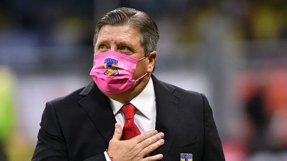 Piojo Herrera, presente en el Rayados vs América por la Final de la Concachampions