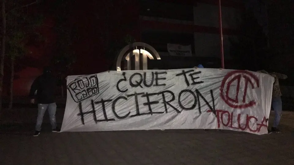 Toluca: Hinchas de los Diablos Rojos se manifestaron en contra de la directiva
