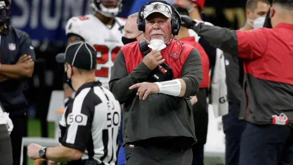 Bruce Arians pidió a la NFL investigar a más jugadores por vacuna Covid-19