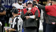 Bruce Arians pidió a la NFL investigar a más jugadores por vacuna Covid-19