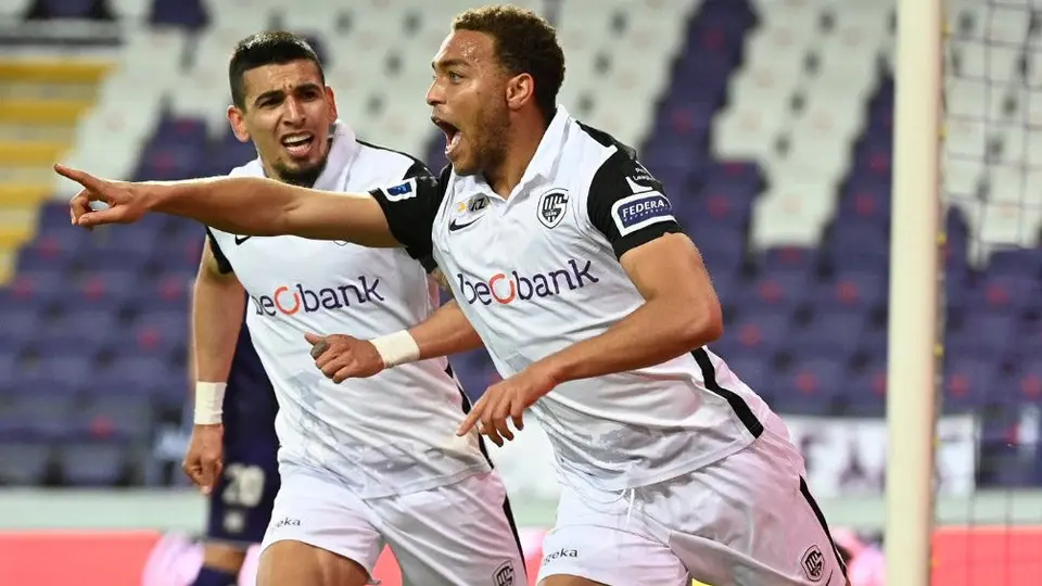 Gerardo Arteaga: Genk firmó cardíaca victoria sobre Anderlecht y se mantiene en lucha por el Título