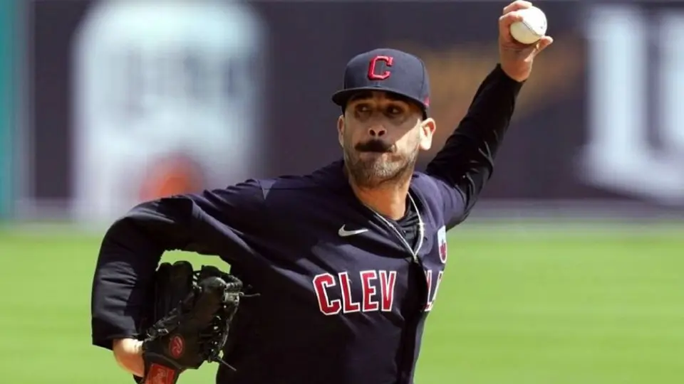 MLB: El mexicano Oliver Pérez, puesto en asignación por Indios de Cleveland