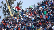 Gran Premio de México: Afición observó gratis prácticas libres desde un puente peatonal