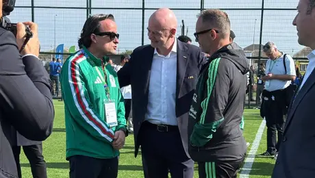 México debuta con triunfo en el Mundial Sub-15 ante la mirada de Infantino y Arriola