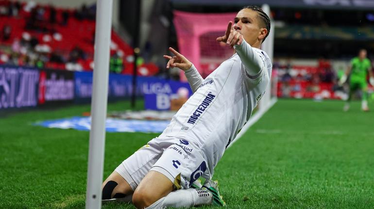 Benjamín Galdames, jugador del Atlético de San Luis, celebrando gol vs Atlante | IMAGO7