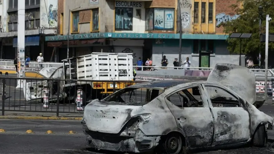 ¿Si el narco incendia tu auto el seguro te paga? Estos son los requisitos