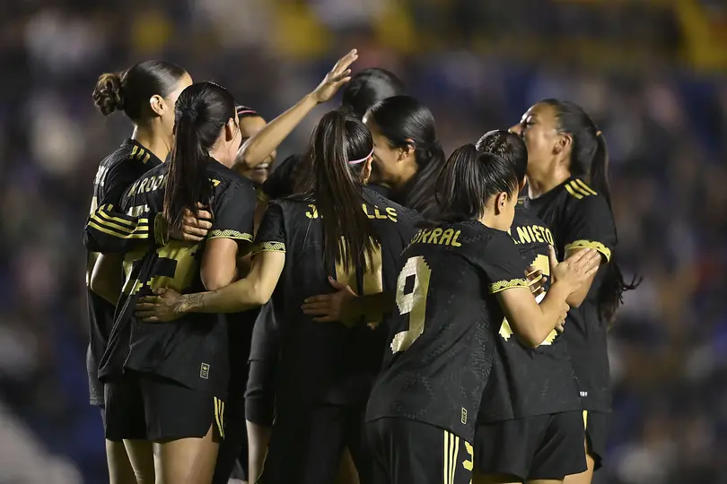 Tri Femenil celebrando | IMAGO7